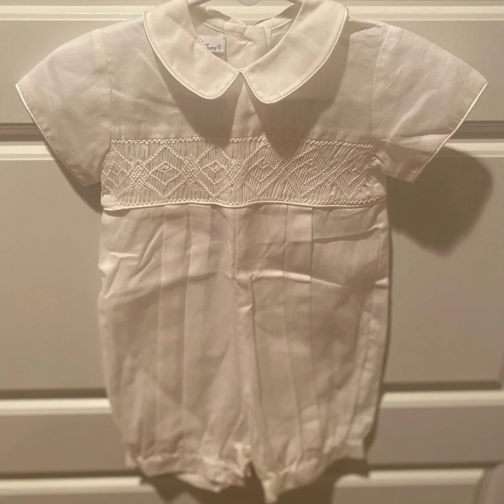 Besos Kissy Kissy Boys Christening/Special Occasion Short Playsuit Size 0-3